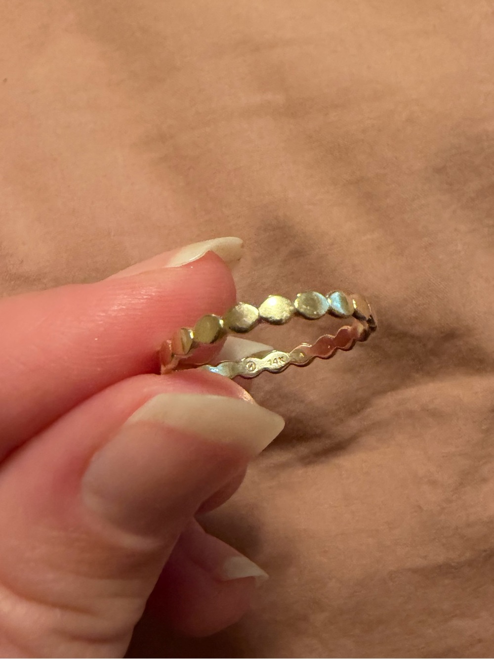 Mejuri dot ring - Picture 5 of 7